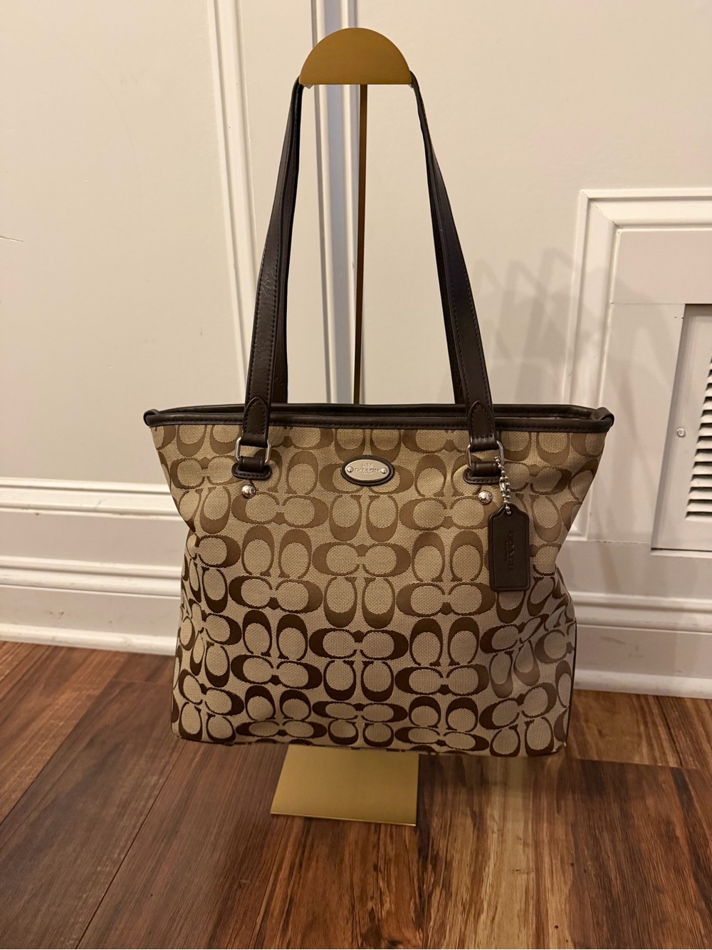 Coach Signature Canvas Tote in Khaki/Brown